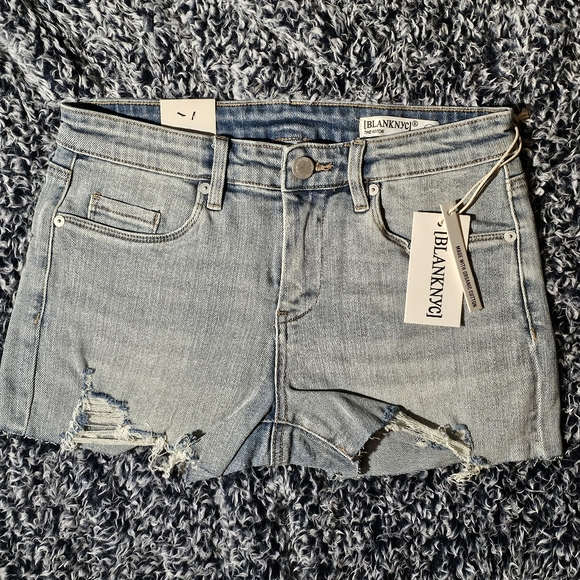 NEW Blank NYC The Astor Cut-Off Short size 26 - Picture 3 of 10